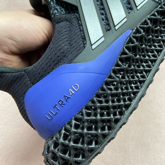 Ultraboost 4D adidas sneaker size 9.5 NEW main image 3